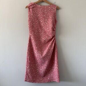 CH Carolina Herrera Knee Sleeveless Sheath Length Dress Size 8 Pink Quiet Luxury
